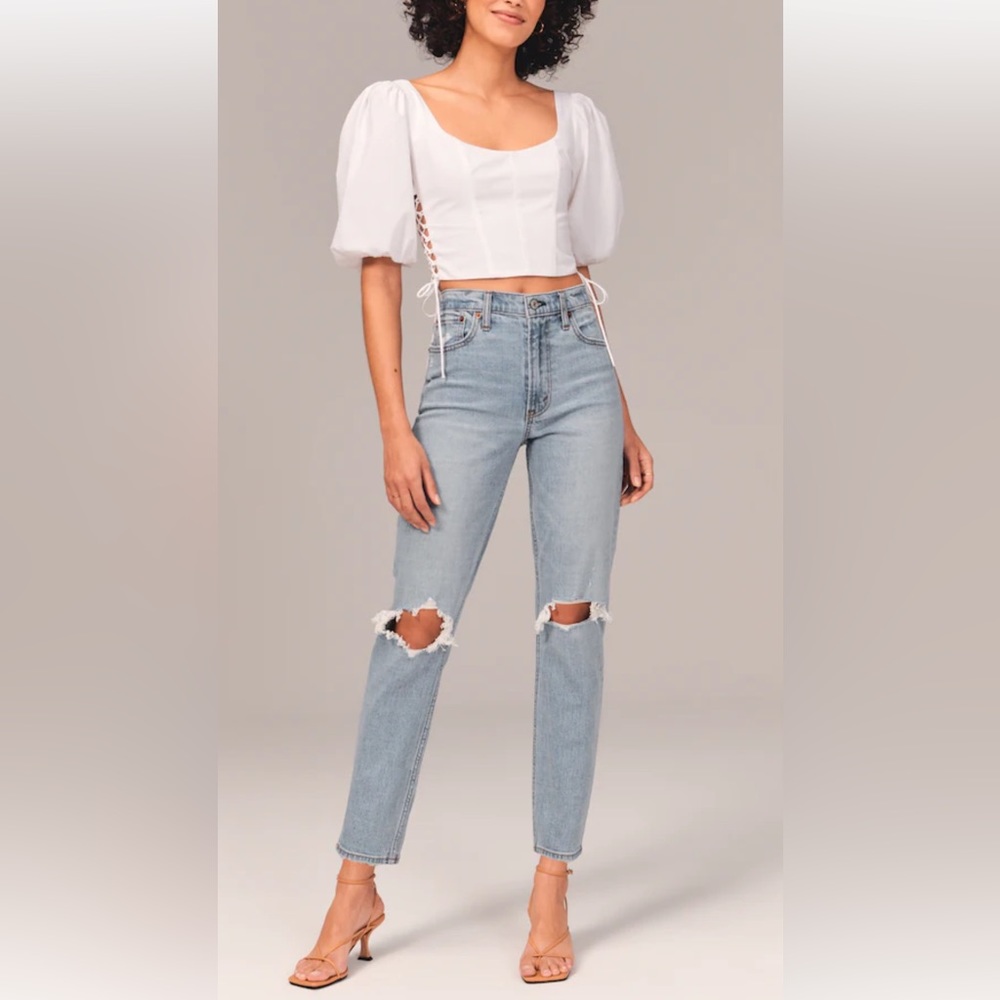 A&F High rise mom jean- size 28S